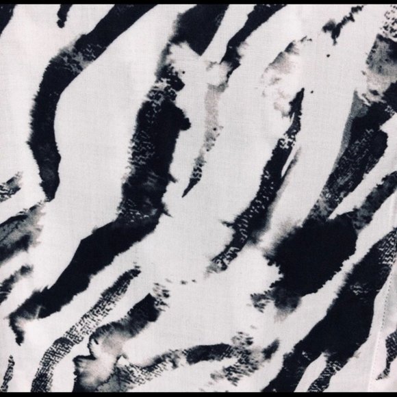 #63❤️ BELLA DAHL ZEBRA PRINT SHIRT - Picture 4 of 7